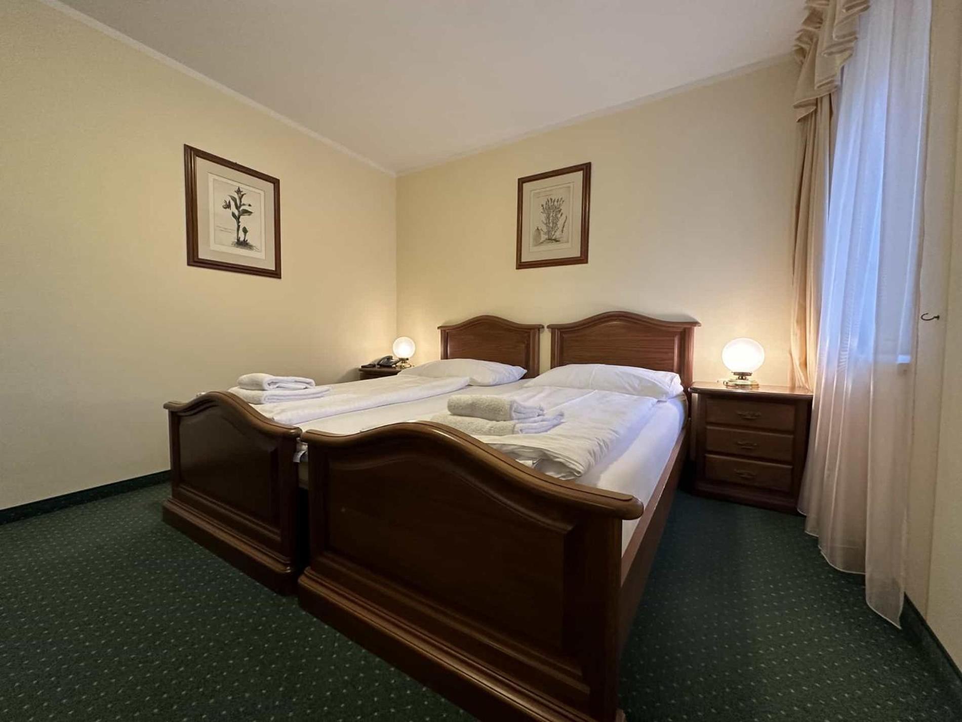 Hotel U Zamecku Cihelny Karlovy Vary Ngoại thất bức ảnh